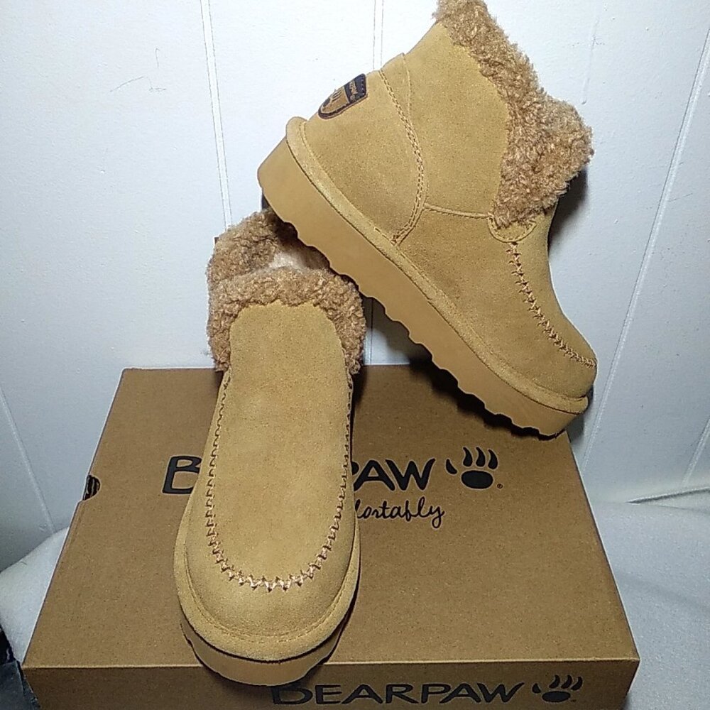 Bearpaw Maeve Platform Lo Women's Size 9.0 M Winter Boots  Iced Coffee Solid NEW